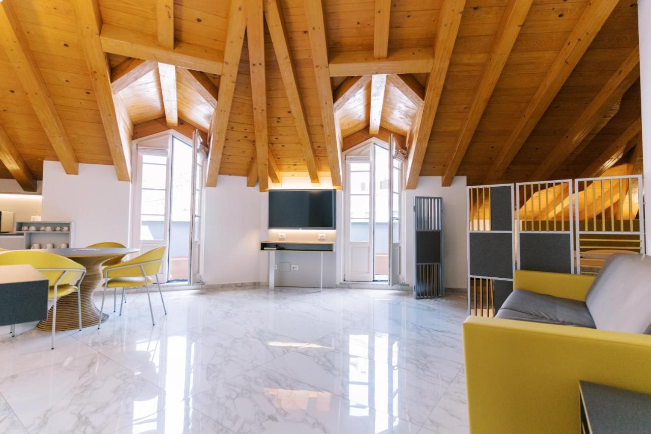 Casa King Apartment โกโม ภายนอก รูปภาพ